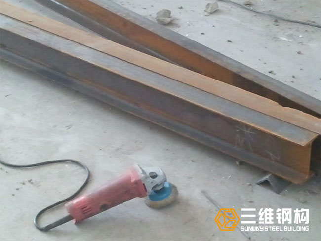 钢结构公司以前常用的手工除锈方法